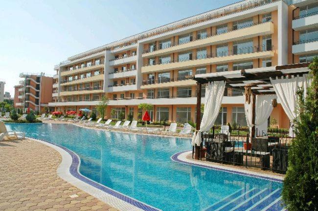 Appartamento Grand Kameliq Sunny Beach Esterno foto