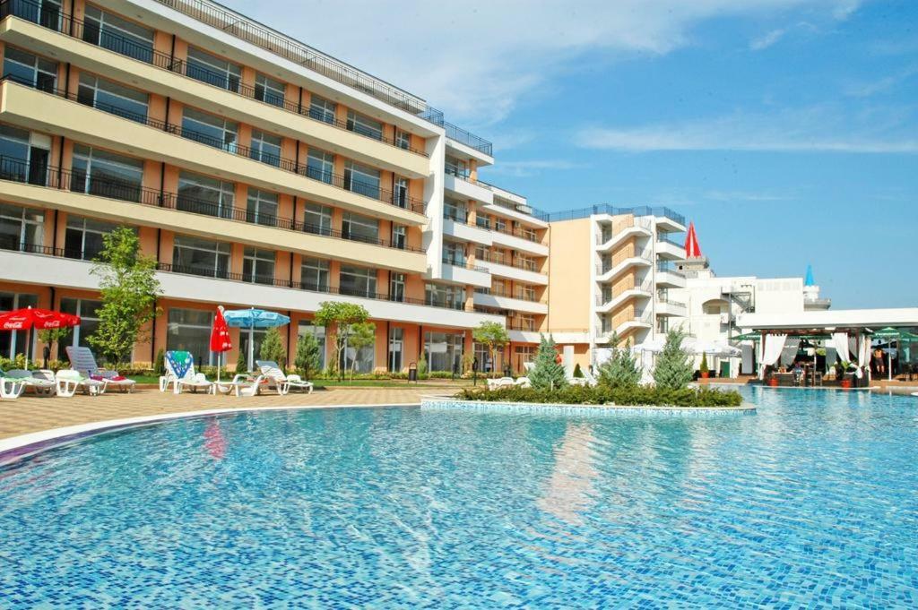 Appartamento Grand Kameliq Sunny Beach Esterno foto