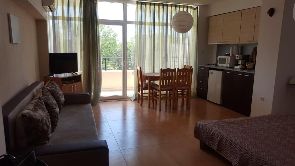 Appartamento Grand Kameliq Sunny Beach Esterno foto